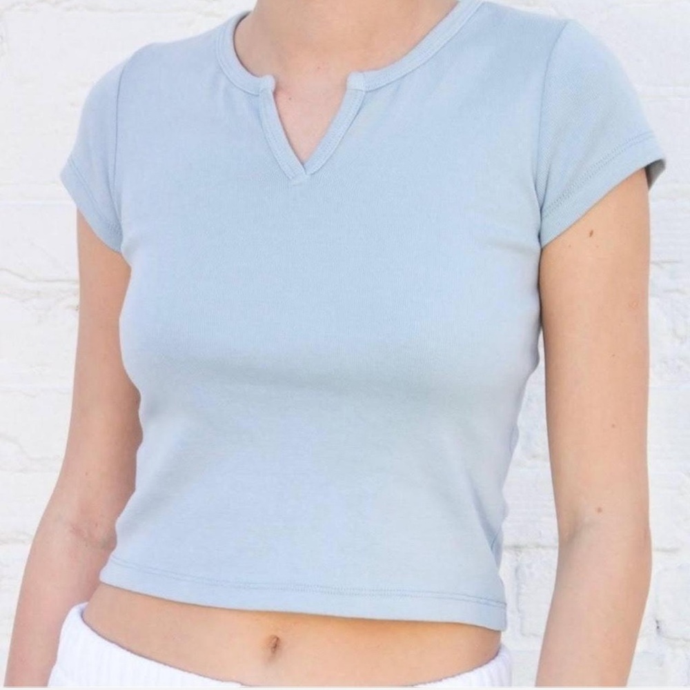 Brandy Melville Baby Tee